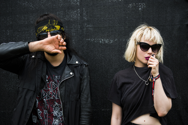 Crystal Castles Стиль Музыки